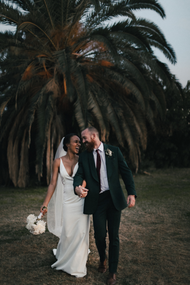 photo d'un couple de mariés